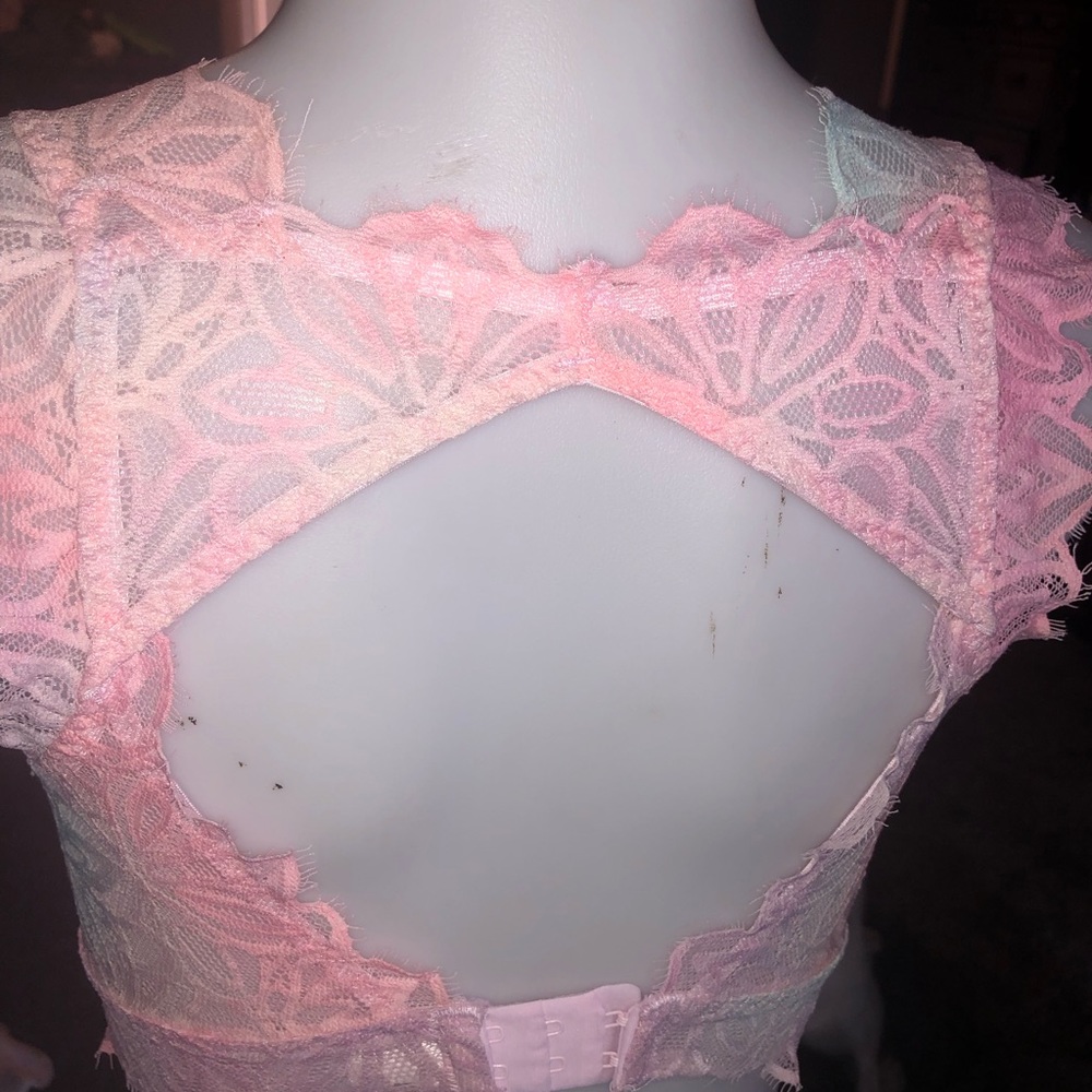 Pink bra - Picture 2 of 3